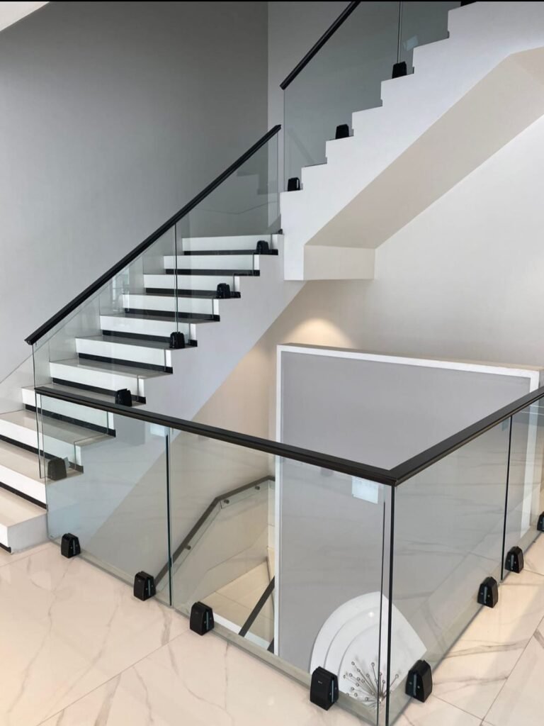 Aluminium / SS Railing